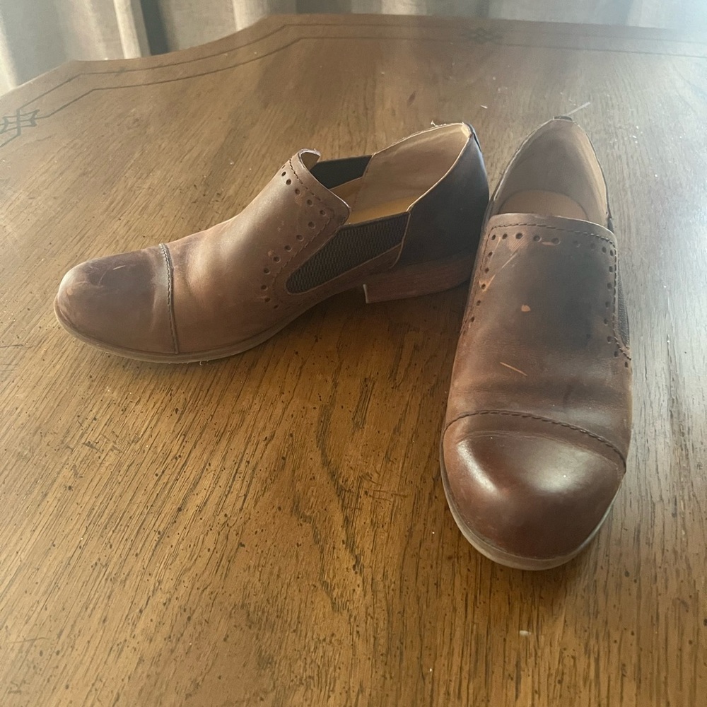 Korks Bootie/shoe. Size 8.5. Brown Leather; Good Used Condition.